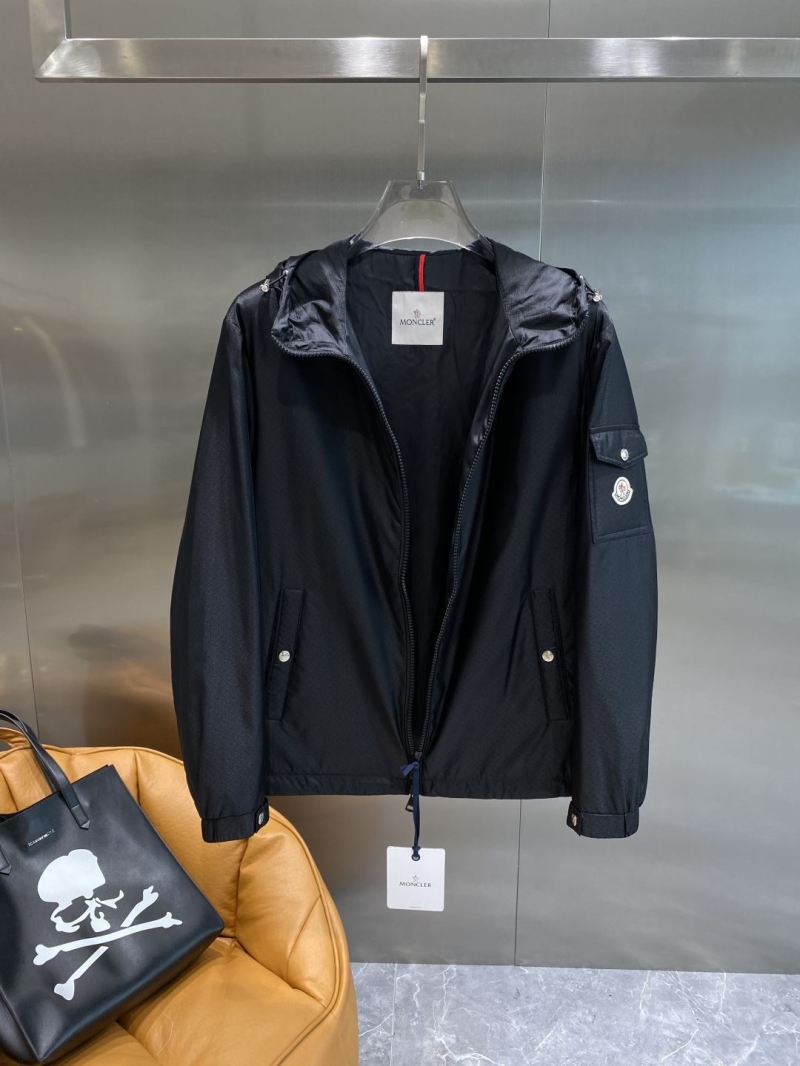 Pra*a outwear